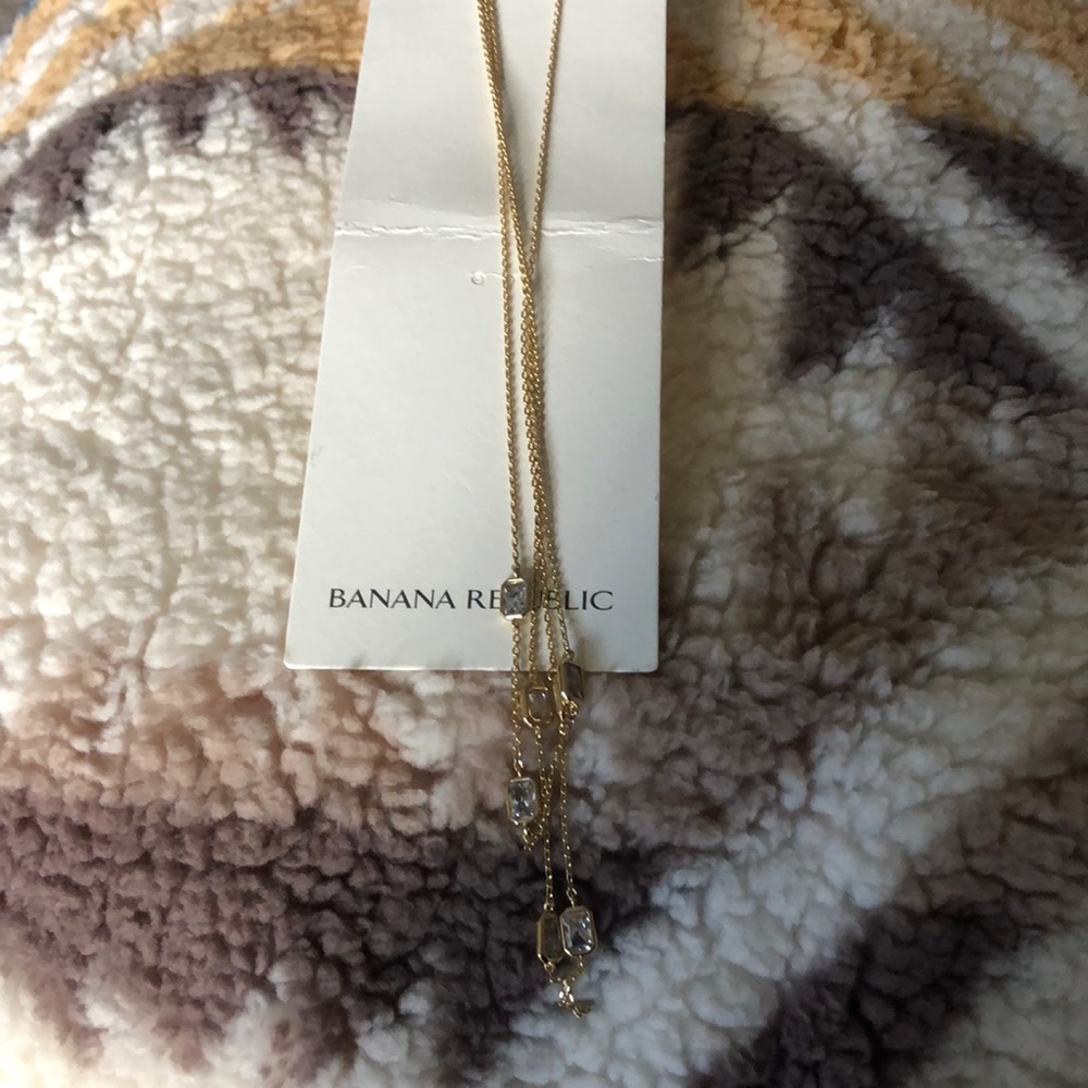 Never worn - Banana Republic adjustable necklace